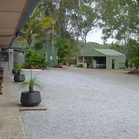 Greenacres Motel / Van Park Benaraby Kültér fotó